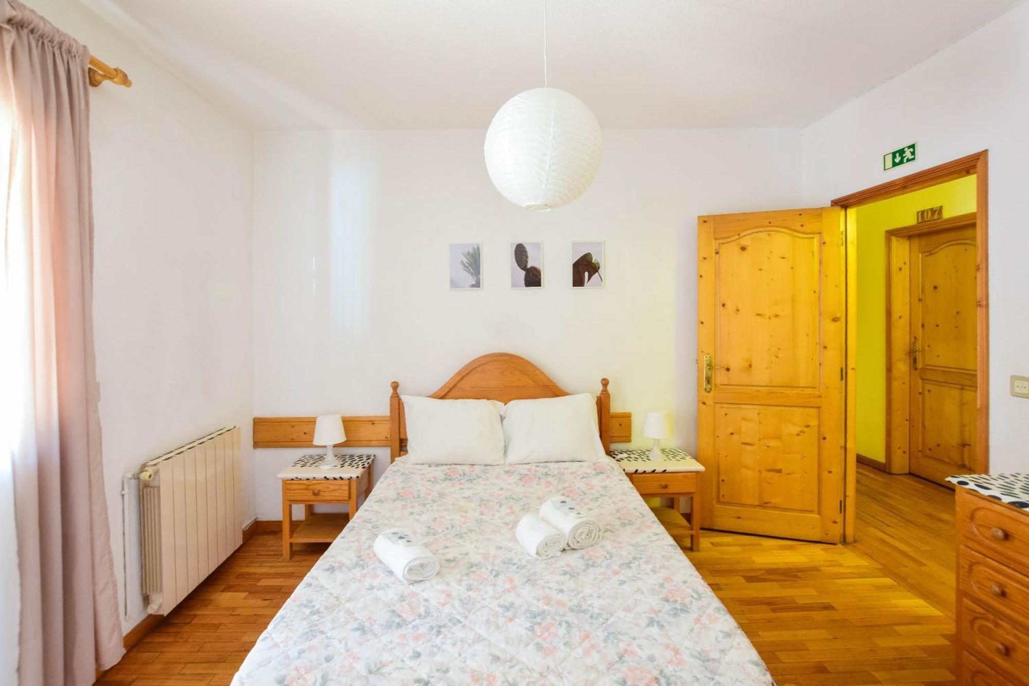 Nations Geres - Bed & Breakfast Екстер'єр фото